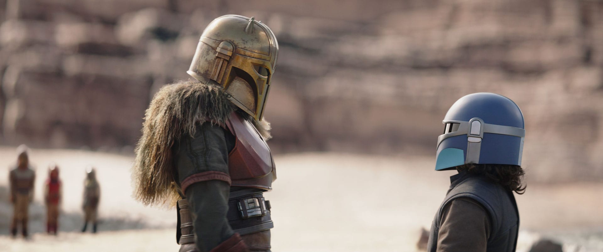 (L-R): The Armorer (Emily Swallow) and Ragnar (Wesley Kimmel) in The Mandalorian Chapter 17: The Apostate - Lucasfilm Ltd.
